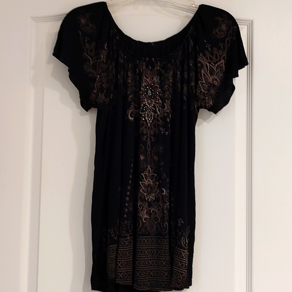 A Bohemian Women's Size Large Vanilla Sugar Peasant Top